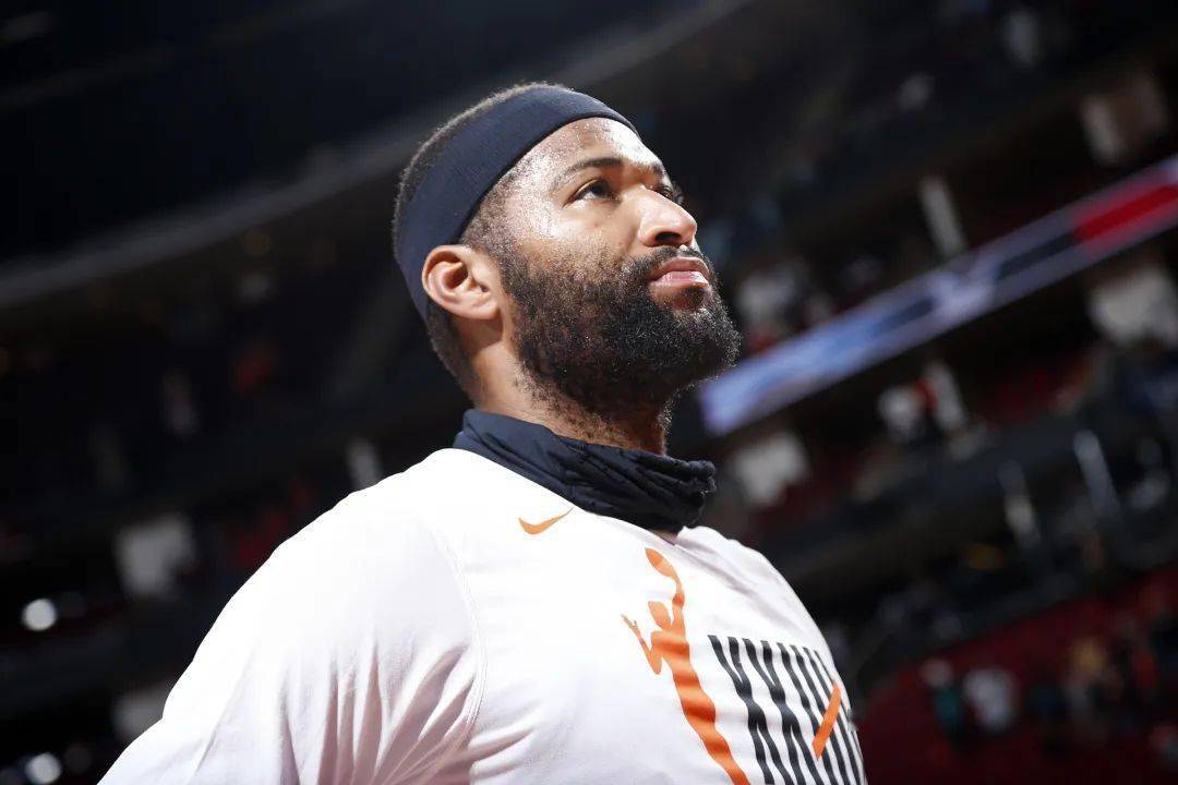 登录入口密尔沃基雄鹿迎法甲关键赛，今晨伤情更新，引发热议，阵容厚度经受考验的简单介绍