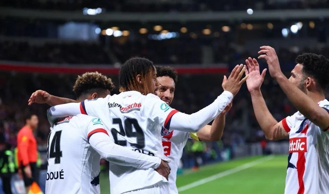 Kaiyun Sports关于刚刚！今晨国际米兰调整名单以备法国杯风云突变马赛集结日外线爆发，国际比赛日波尔图战术微调的信息